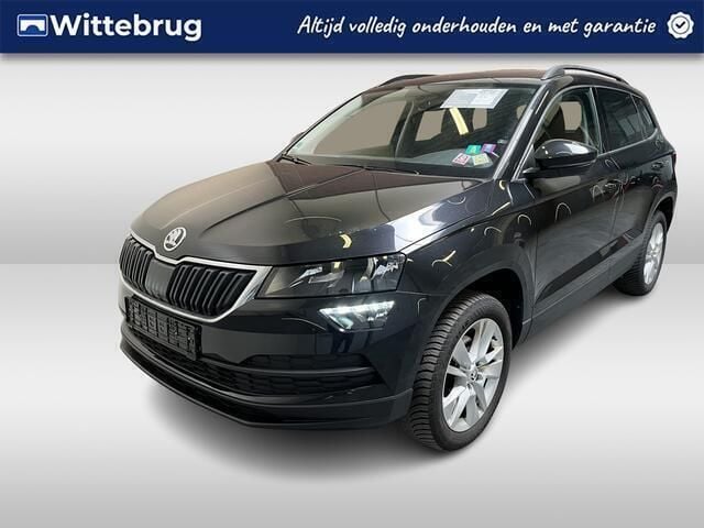Zwart Gebruikt 2022 Skoda Karoq Ambition SUV | € 23.950 (Goede deal) - Afbeelding 1/2