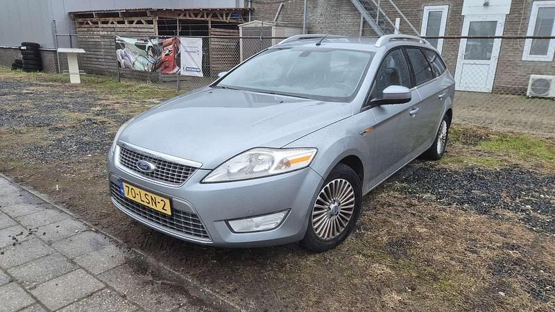 Zilver Gebruikt 2010 Ford Mondeo Limited Stationwagen | € 1.450 (Goede deal) - Afbeelding 1/4
