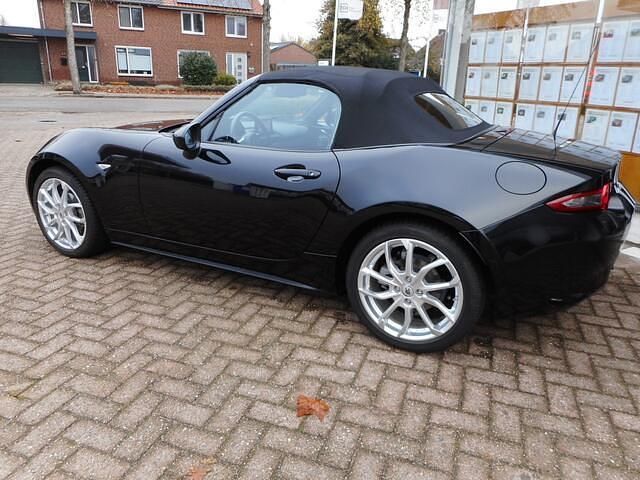 Occasion Mazda MX5 132 PK (97 kW) 2019 Zwart Cabriolet