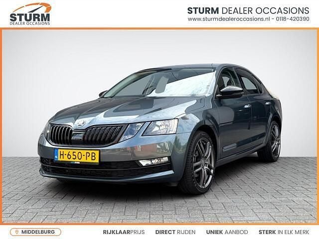 Hatchback Gebruikt 2020 Skoda Octavia Business Line Hatchback | € 21.890 (Goede deal) - Afbeelding 1/4