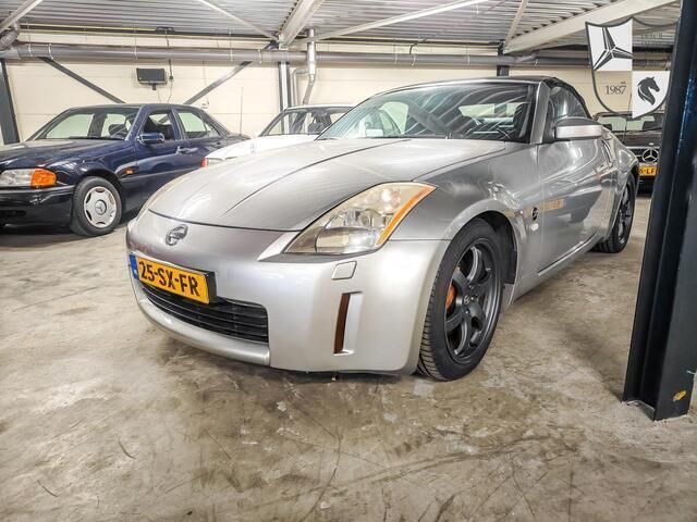 Grijs Occasion 2006 Nissan 350Z Cabriolet | € 14.950 (Goede deal) - Afbeelding 1/4
