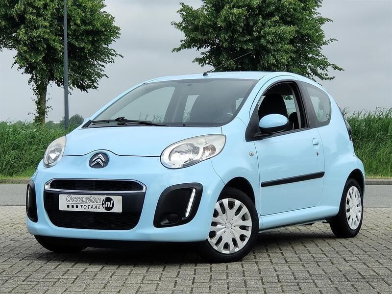 Blauw Gebruikt 2013 Citroën C1 Hatchback | € 4.950 (Duur) - Afbeelding 1/4