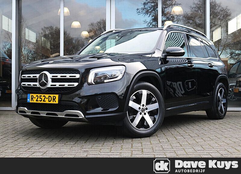 Zwart Gebruikt 2020 Mercedes GLB250 SUV | € 44.950 - Afbeelding 1/4