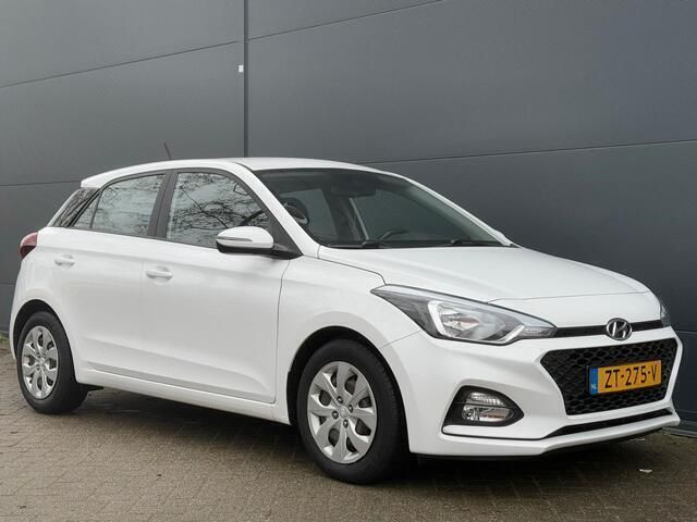 Wit Gebruikt 2019 Hyundai i20 Comfort Hatchback | € 10.495 (Goede deal) - Afbeelding 1/4
