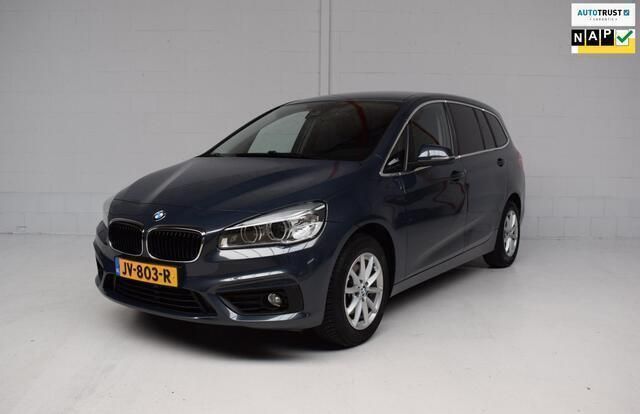 Grijs Gebruikt 2016 BMW 216 Executive Stationwagen | € 12.445 (Eerlijke prijs) - Afbeelding 1/1
