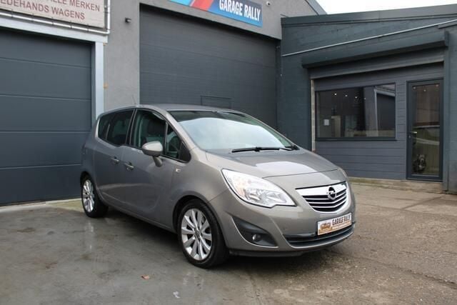 Bruin Gebruikt 2013 Opel Meriva Cosmo MPV | € 5.000 (Goede deal) - Afbeelding 1/4