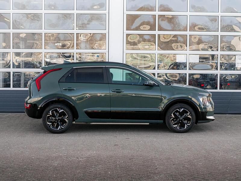 Nieuw Kia e-Niro Air 150 kW (204 PK) 2025 City scape green SUV