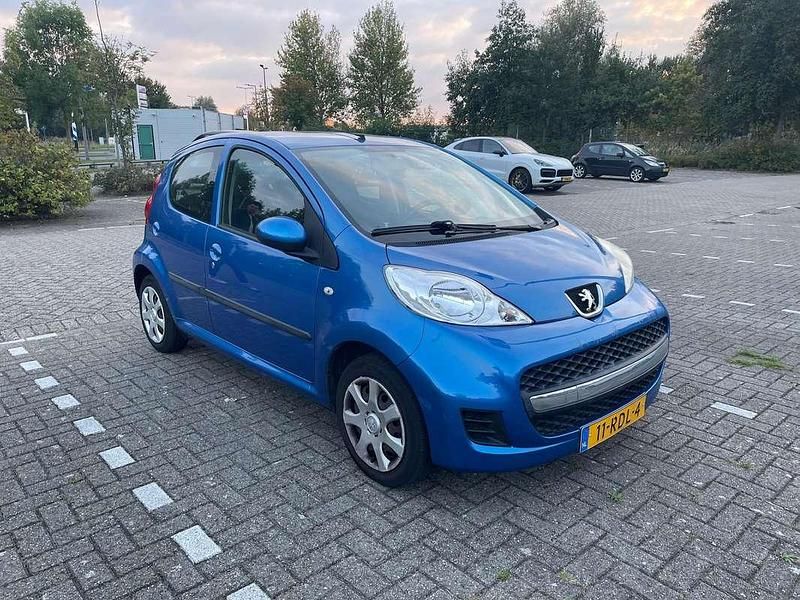 Blauw Gebruikt 2011 Peugeot 107 Hatchback | € 1.500 (Super prijs) - Afbeelding 1/4