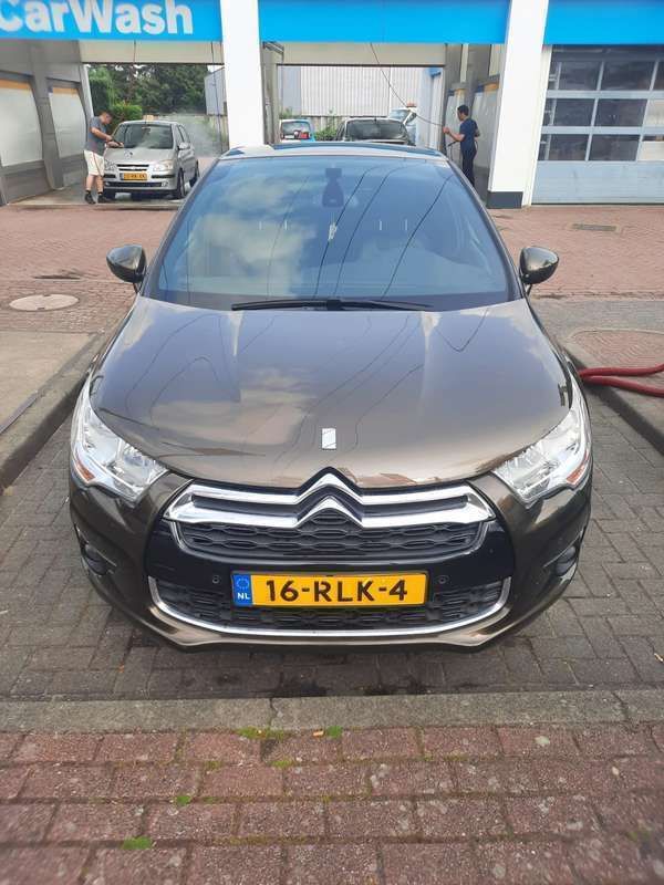 Bruin Gebruikt 2011 Citroën DS4 Sport Chic Hatchback | € 7.500 (Eerlijke prijs) - Afbeelding 1/4
