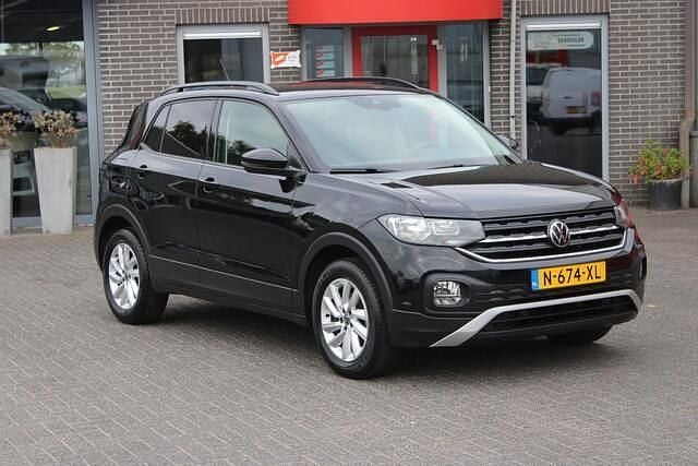 Zwart Gebruikt 2022 VW T-Cross Life SUV | € 19.950 (Eerlijke prijs) - Afbeelding 1/4