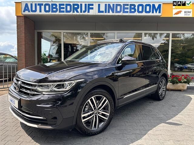 Overige Gebruikt 2021 VW Tiguan Business+ SUV | € 33.950 (Goede deal) - Afbeelding 1/4
