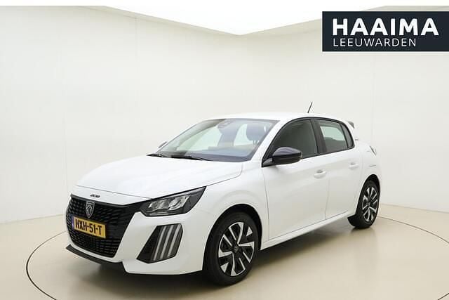 Wit Nieuw 2025 Peugeot 208 Style Hatchback | € 25.950 (Super prijs) - Afbeelding 1/4