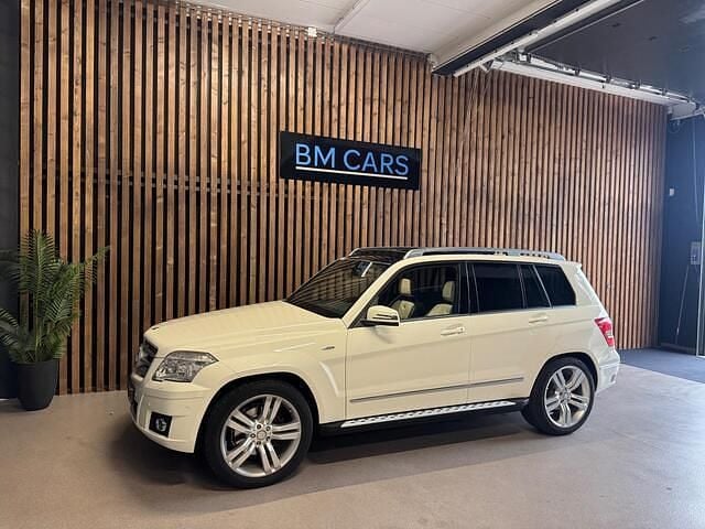 Wit Gebruikt 2009 Mercedes GLK350 Edition SUV | € 13.999 (Eerlijke prijs) - Afbeelding 1/4