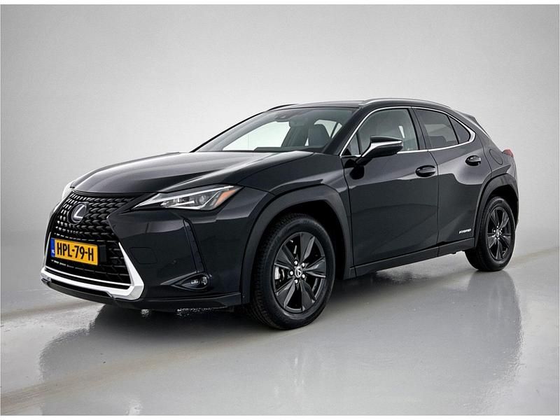 Zwart Gebruikt 2019 Lexus UX Luxury Line SUV | € 29.945 (Eerlijke prijs) - Afbeelding 1/4