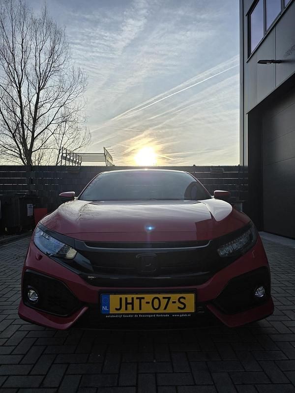 Occasion Honda Civic Executive 2020 Rood Hatchback