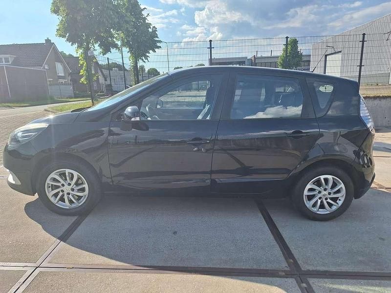 Occasion Renault Scénic Expression 116 PK (85 kW) 2014 Zwart MPV