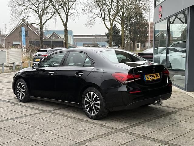 Occasion Mercedes A180 Business 136 PK (100 kW) 2022 Zwart Sedan