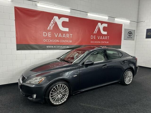 Grijs Gebruikt 2006 Lexus IS250 Executive Line Sedan | € 9.950 (Duur) - Afbeelding 1/4
