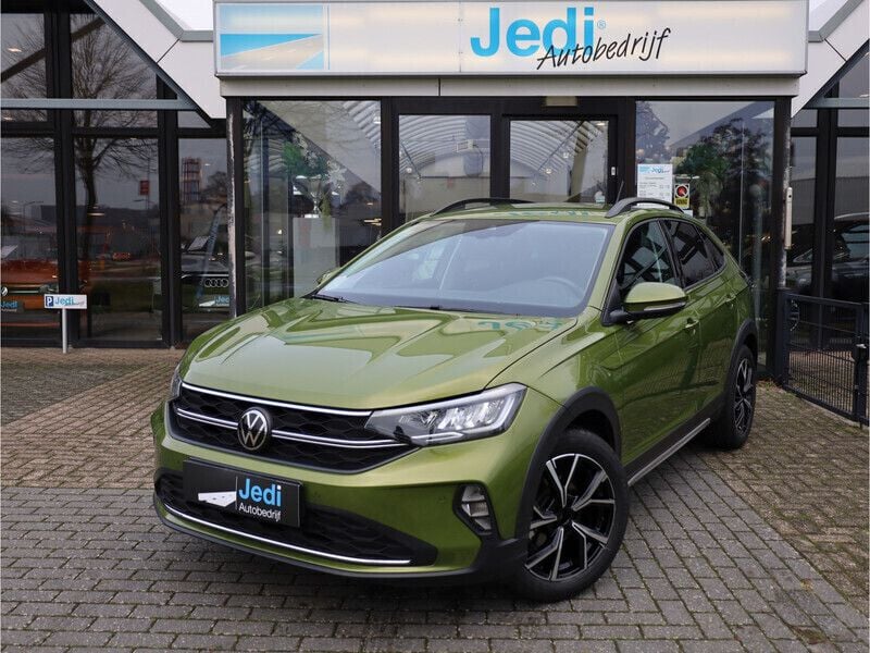 Groen Occasion 2023 VW Taigo Life SUV | € 24.950 (Eerlijke prijs) - Afbeelding 1/4
