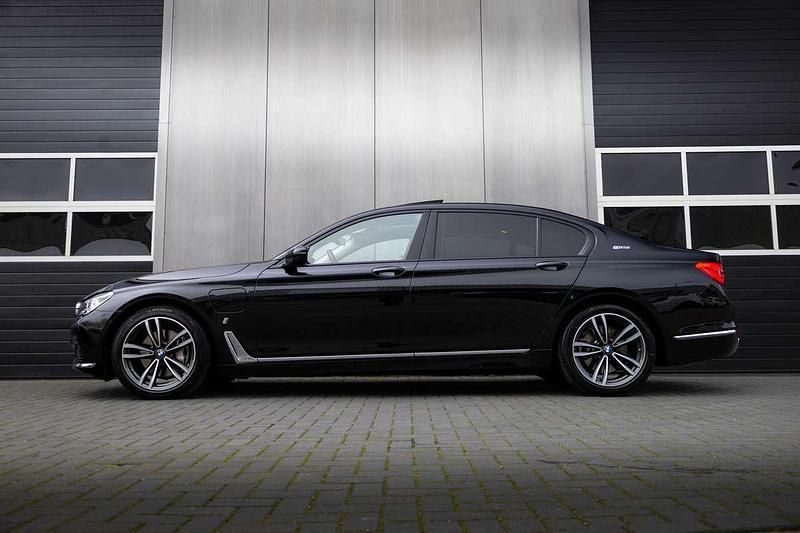 Occasion BMW 740 iPerformance 327 PK (240 kW) 2018 Zwart Sedan