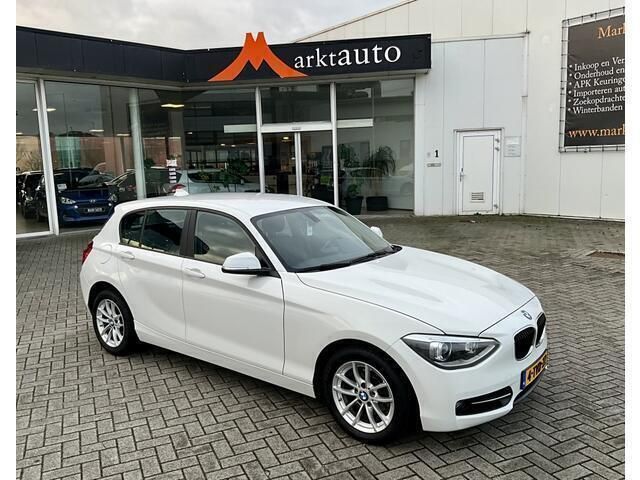 Wit Gebruikt 2014 BMW 116 Executive Hatchback | € 13.440 (Eerlijke prijs) - Afbeelding 1/4