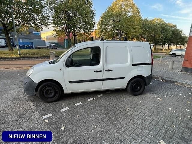 Wit Gebruikt 2013 Renault Kangoo Black Edition MPV | € 1.500 (Super prijs) - Afbeelding 1/4