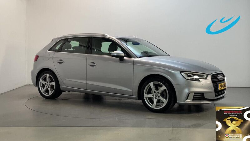Grijs Gebruikt 2019 Audi A3 Sportback Sport Hatchback | € 19.450 (Eerlijke prijs) - Afbeelding 1/3
