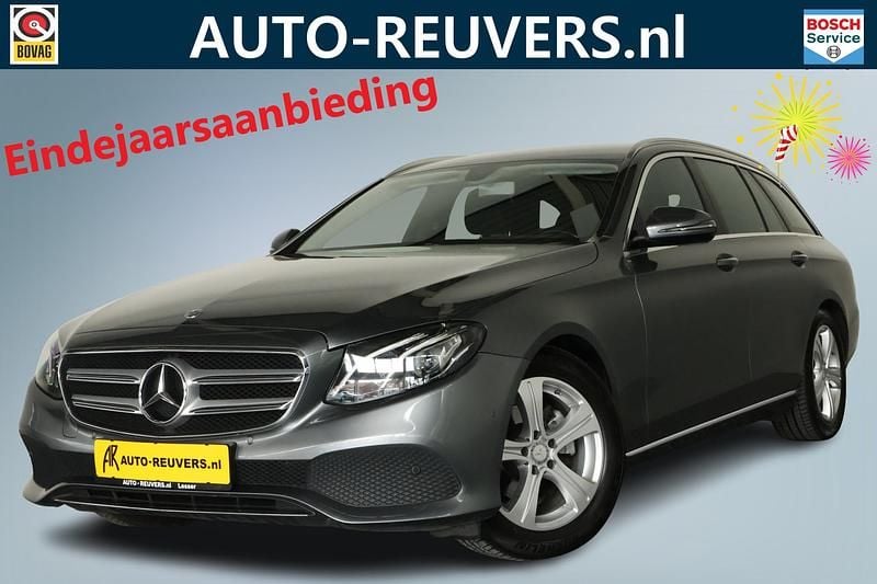 Grijs Gebruikt 2016 Mercedes E200 Prestige Stationwagen | € 19.900 (Goede deal) - Afbeelding 1/4