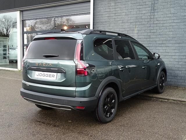 Nieuw Dacia Jogger 156 PK (114 kW) 2026 Groen MPV