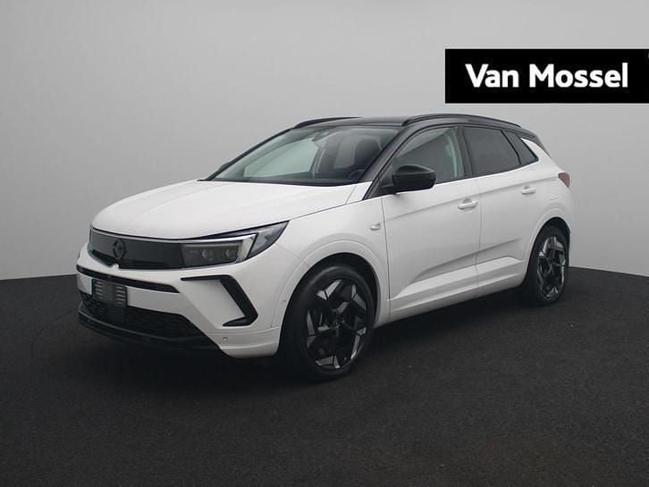 Wit Occasion 2023 Opel Grandland X GSe SUV | € 27.440 (Eerlijke prijs) - Afbeelding 1/4
