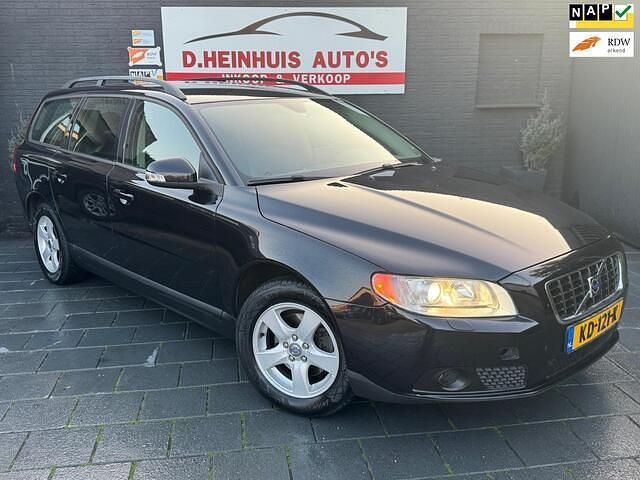 Zwart Gebruikt 2009 Volvo V70 Momentum Stationwagen | € 2.990 (Super prijs) - Afbeelding 1/4