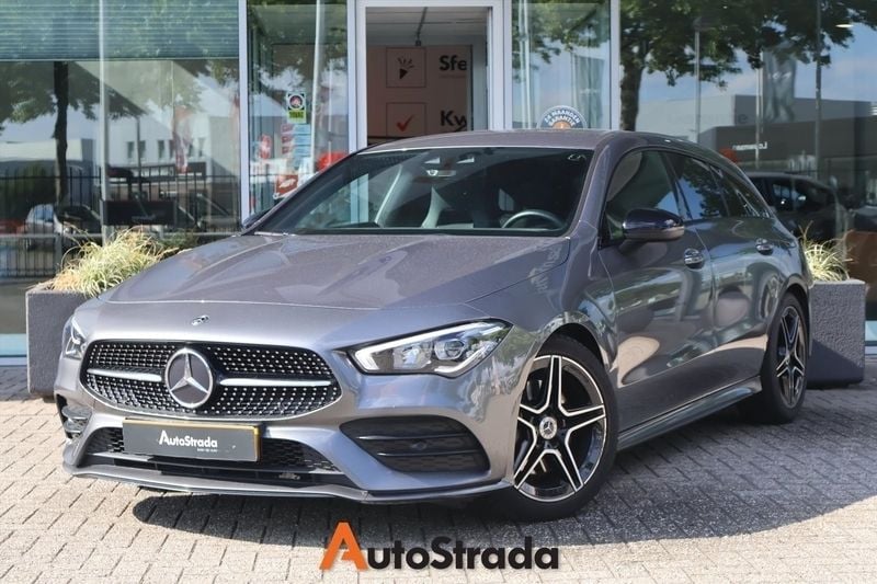 Grijs Gebruikt 2020 Mercedes CLA200 Shooting Brake AMG line Stationwagen | € 25.700 (Goede deal) - Afbeelding 1/4