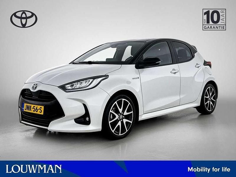 Occasion Toyota Yaris Hybrid Executive 116 PK (85 kW) 2021 Wit Hatchback