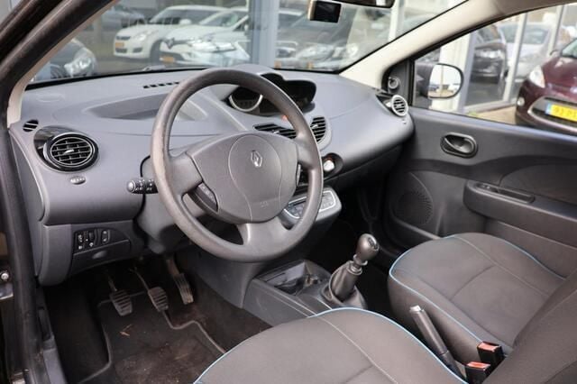 Occasion Renault Twingo Collection 75 PK (55 kW) 2012 Zwart Hatchback