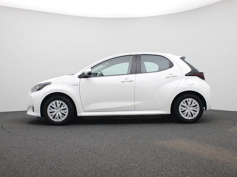 Occasion Toyota Yaris Hybrid Active 116 PK (85 kW) 2021 Wit Hatchback