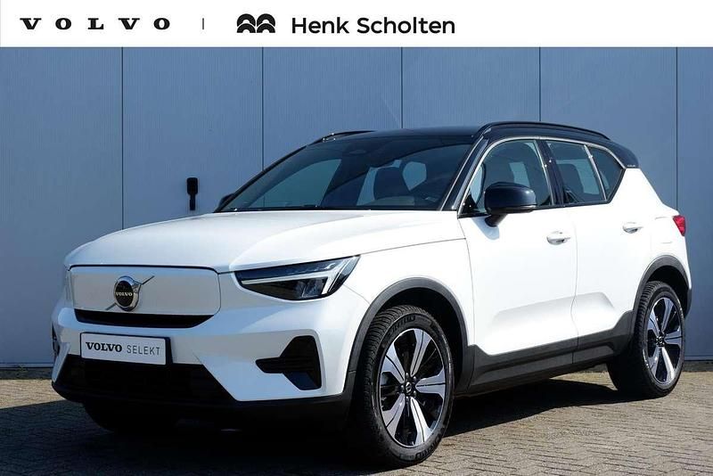 Wit Gebruikt 2022 Volvo XC40 Core SUV | € 33.950 (Super prijs) - Afbeelding 1/4