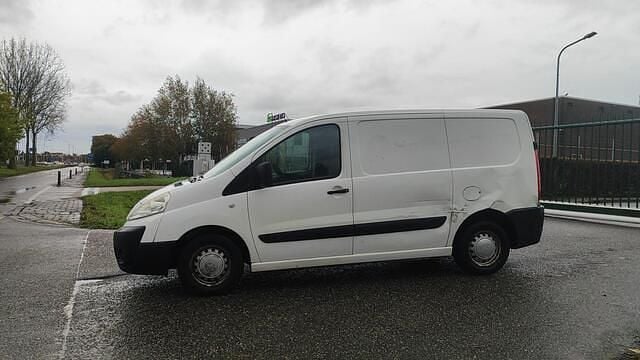 Wit Gebruikt 2010 Peugeot Expert Van | € 1.650 (Goede deal) - Afbeelding 1/4