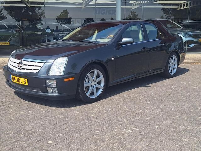 Grijs Gebruikt 2006 Cadillac STS Sedan | € 16.450 - Afbeelding 1/4