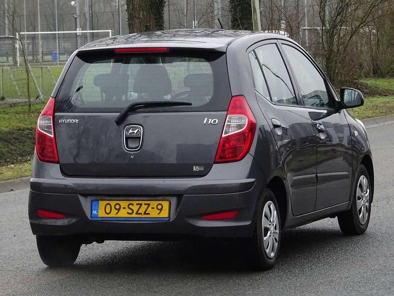 Occasion Hyundai i10 69 PK (50 kW) 2011 Grijs Hatchback