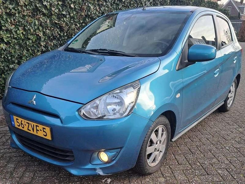 Blauw Occasion 2013 Mitsubishi Space Star Intense Hatchback | € 3.200 (Eerlijke prijs) - Afbeelding 1/4