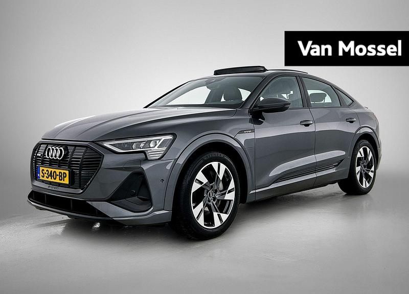 Grijs Occasion 2022 Audi e-tron Sport SUV | € 38.900 (Iets duurder) - Afbeelding 1/4