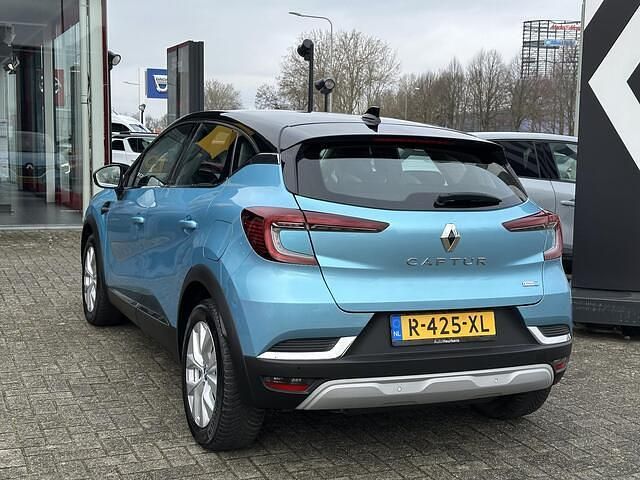 Occasion Renault Captur Intens 159 PK (116 kW) 2021 Twotone bleu céladon / noir étoilé rqt + gne (licht blauw) SUV