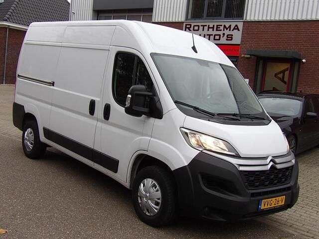 Wit Gebruikt 2023 Citroën Jumper MPV | € 20.995 (Goede deal) - Afbeelding 1/4