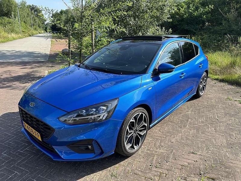 Occasion 2019 Ford Focus ST-Line Sedan | € 18.500 (Eerlijke prijs) - Afbeelding 1/4