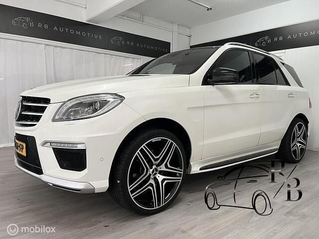 Wit (parellak) Occasion 2012 Mercedes 350 AMG SUV | € 18.999 - Afbeelding 1/4