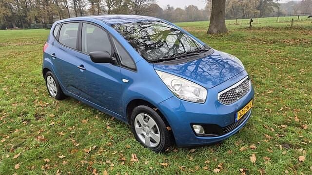 Occasion Kia Venga 90 PK (66 kW) 2010 Blauw Hatchback