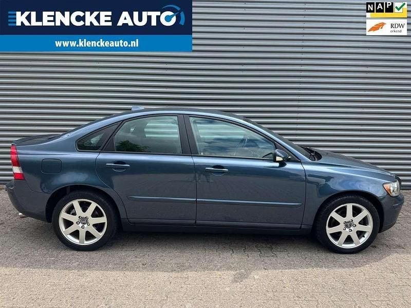 Blauw Gebruikt 2005 Volvo S40 Summum Sedan | € 6.950 (Duur) - Afbeelding 1/4