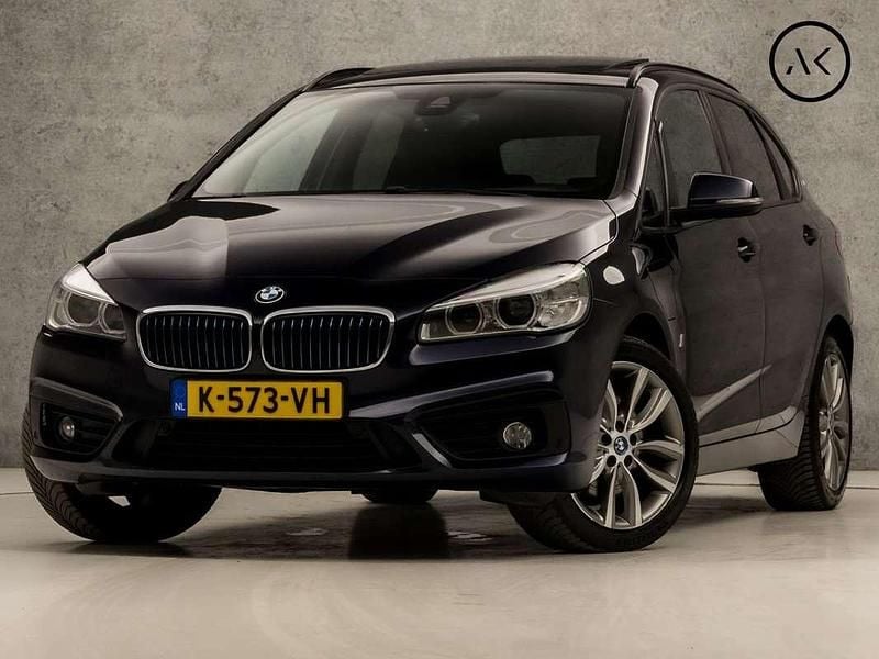 Blauw Gebruikt 2017 BMW 225 Active Tourer iPerformance MPV | € 17.945 (Eerlijke prijs) - Afbeelding 1/4