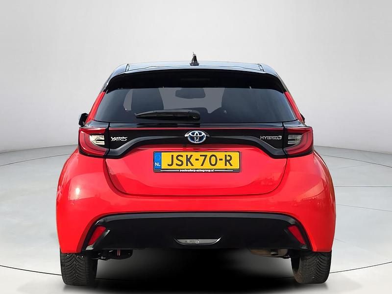 Occasion Toyota Yaris Hybrid Executive 2025 Rood Hatchback