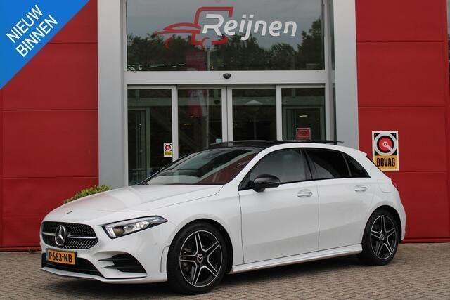Wit Gebruikt 2022 Mercedes A180 AMG line Hatchback | € 34.995 (Duur) - Afbeelding 1/4